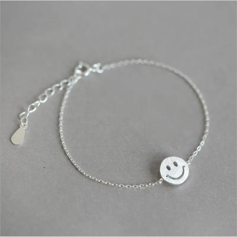 Hot Sale 925 Sterling Silver Jewelry Personality Brushed Super Cute Smile Funny Face Emoji Female Bracelet SB8
Hot Sale 925 Sterling Silver Jewelry Personality Brushed Super Cute Smile Funny Face Emoji Female Bracelet SB8