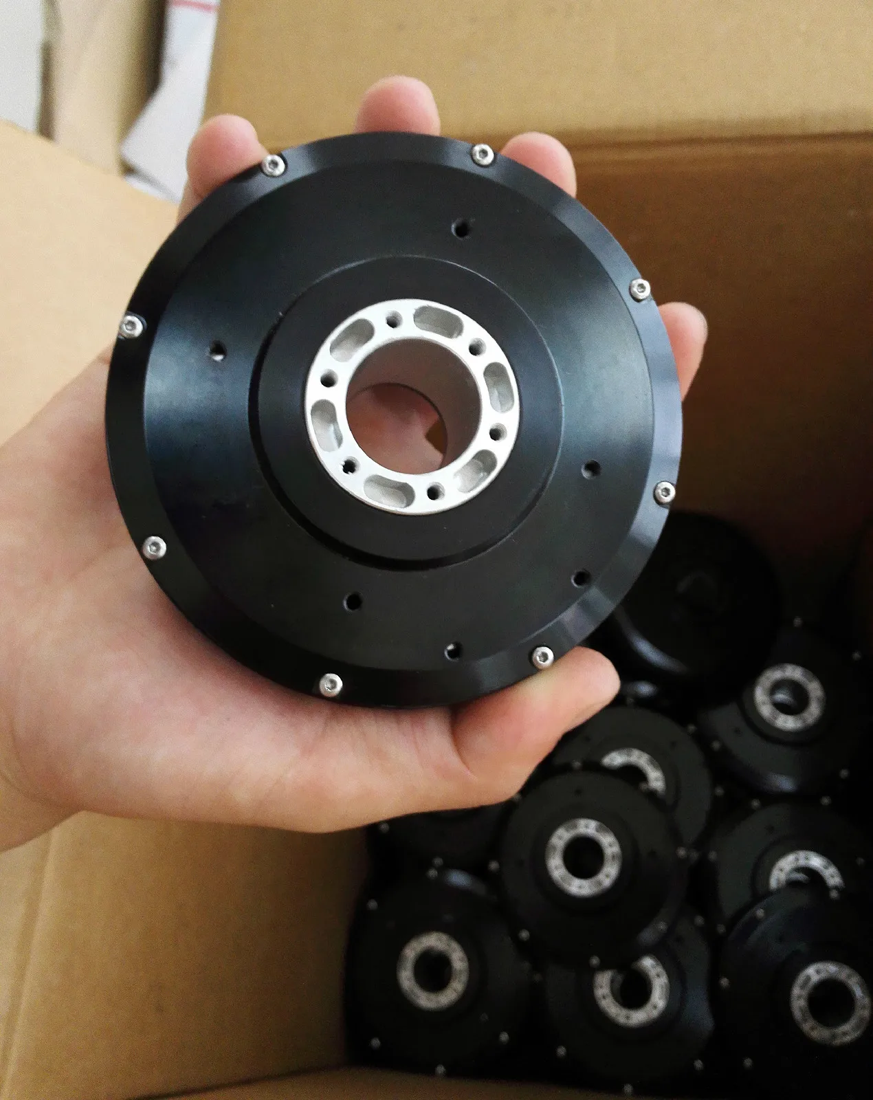 PM100 DC Brushless Servo Motor Robot Joint Driven Large Torsion Cloud Table Motor
PM100 DC Brushless Servo Motor Robot Joint Driven Large Torsion Cloud Table Motor
