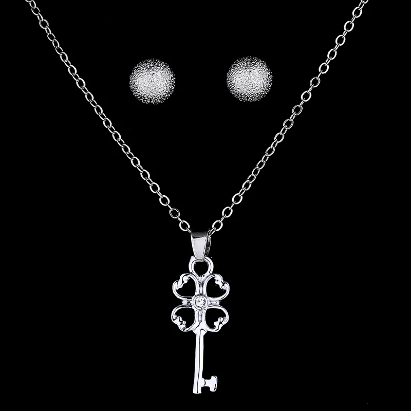 TDQUEEN Jewellery Sets For Women Lucky Key Pendants Necklace Earrings Sets Office Lady Daily Use Dress Accessories New Fashion
TDQUEEN Jewellery Sets For Women Lucky Key Pendants Necklace Earrings Sets Office Lady Daily Use Dress Accessories New Fashion