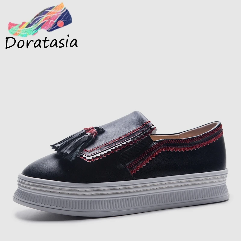 DORATASIA 2019 New Hot Sale Women Flat Platform Shoes Woman Genuine Leather Large Size 34-42 Loafers Casual Flats Shoes Woman
DORATASIA 2019 New Hot Sale Women Flat Platform Shoes Woman Genuine Leather Large Size 34-42 Loafers Casual Flats Shoes Woman