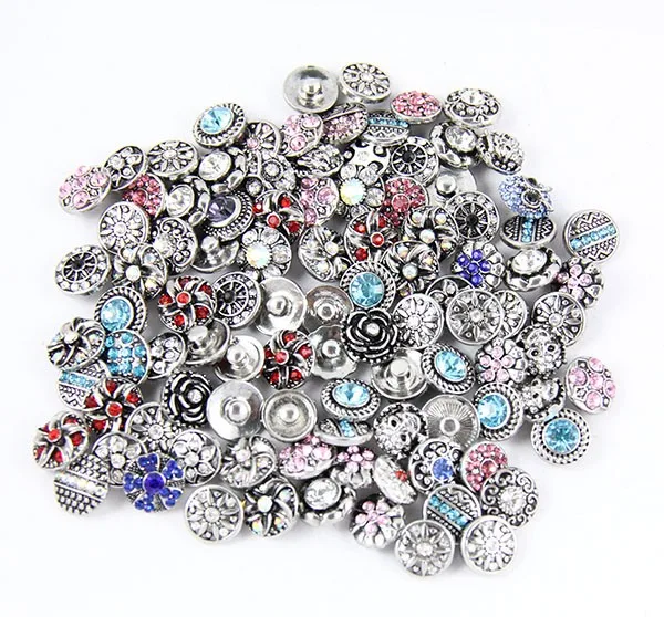 Hot wholesale 50pcs/lot High quality Mix Many styles 12mm Metal Snap buttons silver buttons Rhinestone watches Snaps Jewelry
Hot wholesale 50pcs/lot High quality Mix Many styles 12mm Metal Snap buttons silver buttons Rhinestone watches Snaps Jewelry