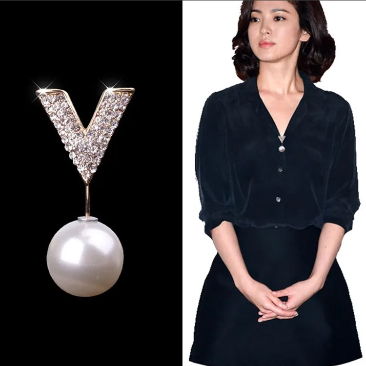 New Creative pearl Crystal Rhinestone Brooches Pins Brooch Dress Cardigan Fixed Clothes Safety Pin for Women Jewelry Accessories
New Creative pearl Crystal Rhinestone Brooches Pins Brooch Dress Cardigan Fixed Clothes Safety Pin for Women Jewelry Accessories