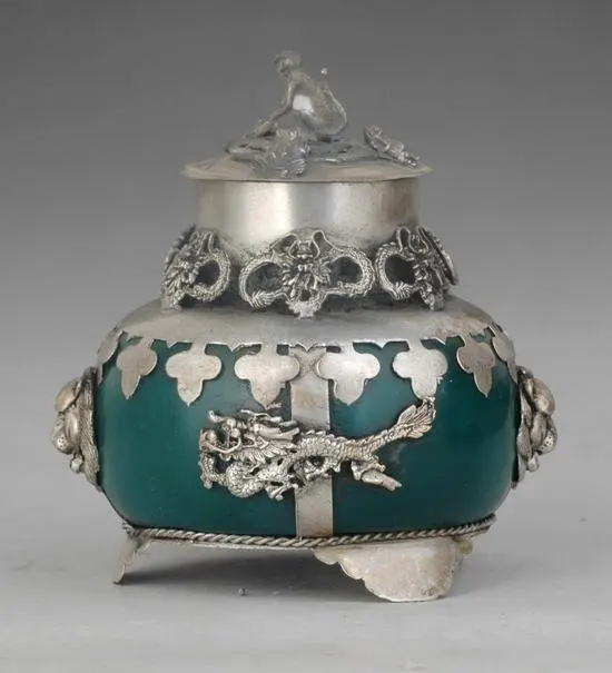 Tibetan Silver old TIBET SILVER JADE ARMORED dragon INCENSE BURNER tools wedding Decoration Brass
Tibetan Silver old TIBET SILVER JADE ARMORED dragon INCENSE BURNER tools wedding Decoration Brass