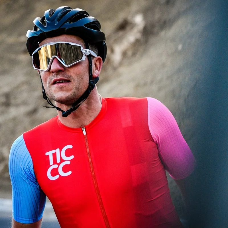 Cambridge Ticc 2019 road bike riding clothing series MTB cycling jersey Men short sleeve ride shirt collection Quick Dry wear
Cambridge Ticc 2019 road bike riding clothing series MTB cycling jersey Men short sleeve ride shirt collection Quick Dry wear