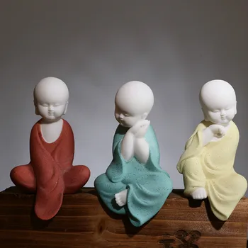 White Porcelain Small Monk buddha Statues Ceramic handicraft creative Home decoration living room tea table study decor 
White Porcelain Small Monk buddha Statues Ceramic handicraft creative Home decoration living room tea table study decor