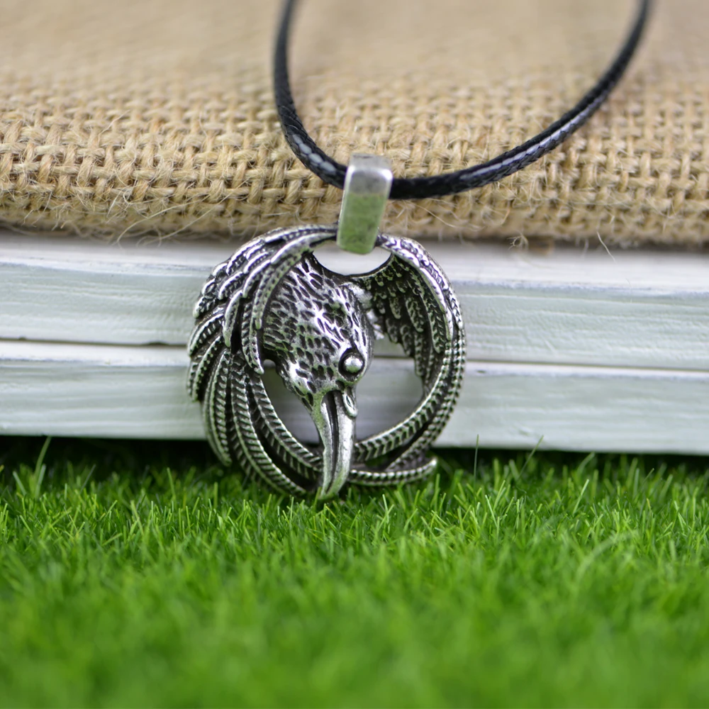 LANGHONG 10pcs Raven NecklaceNordic Viking Amulet Necklace for Men Raven Amulet Pendant Necklace Talisman Jewelry
LANGHONG 10pcs Raven NecklaceNordic Viking Amulet Necklace for Men Raven Amulet Pendant Necklace Talisman Jewelry