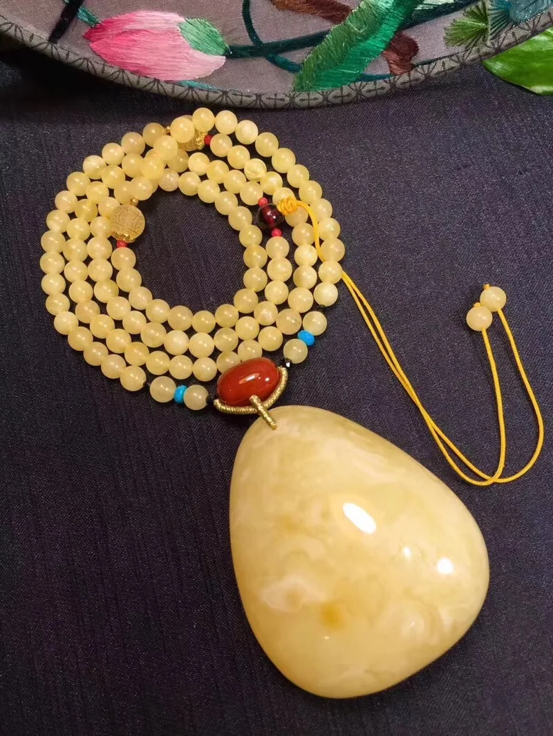 AAAAA 100% Natural Yellow Gold Water Drop Amber Pendant 54x47x23mm Amber Necklace For Woman Man Gift Stone Round Bead Gemstone
AAAAA 100% Natural Yellow Gold Water Drop Amber Pendant 54x47x23mm Amber Necklace For Woman Man Gift Stone Round Bead Gemstone