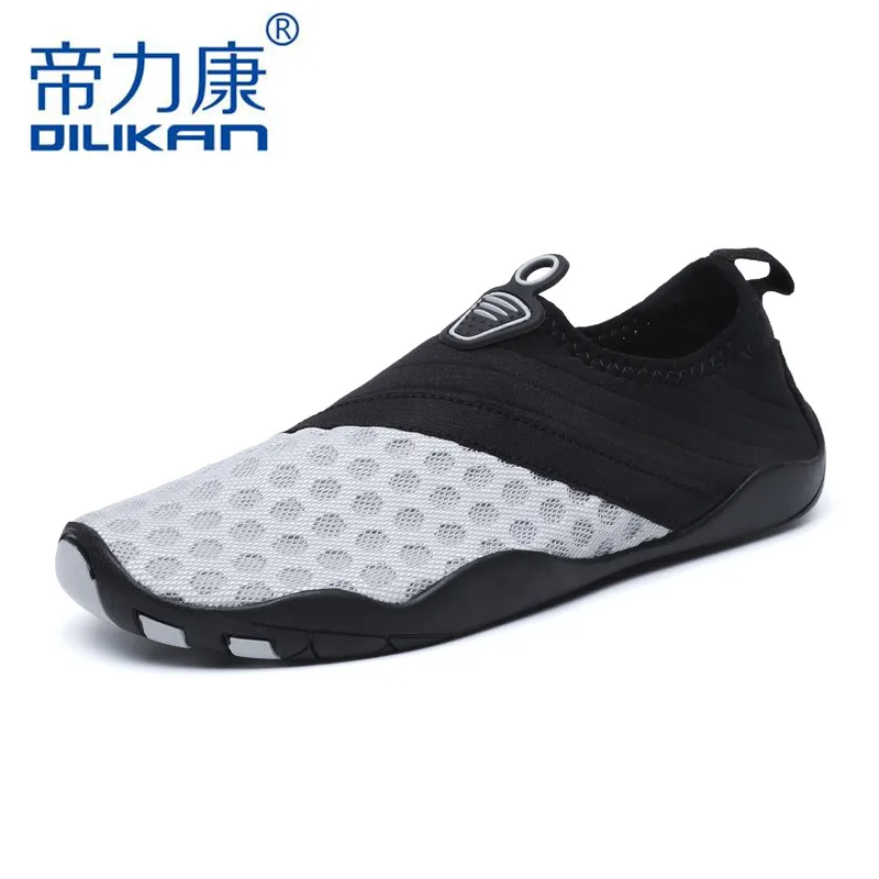 Man Woman Sneakers Unisex Outdoor Water Shoes Couple Summer Beach Mesh (Air Mesh) Wading Shoes Slip on Size 36-45
Man Woman Sneakers Unisex Outdoor Water Shoes Couple Summer Beach Mesh (Air Mesh) Wading Shoes Slip on Size 36-45