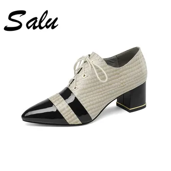 Salu Plus size 34-43 new fashion genuine leather women pumps med heels summer solid wedding shoes sexy female shoes comfort
Salu Plus size 34-43 new fashion genuine leather women pumps med heels summer solid wedding shoes sexy female shoes comfort