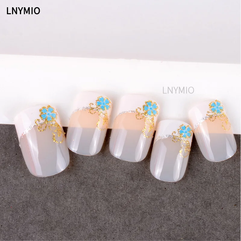 French false nails blue flower silver powder square nails
French false nails blue flower silver powder square nails