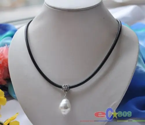 wholesale 21mm white rice south sea shell pearl pendant 20inch Leather Chain
wholesale 21mm white rice south sea shell pearl pendant 20inch Leather Chain