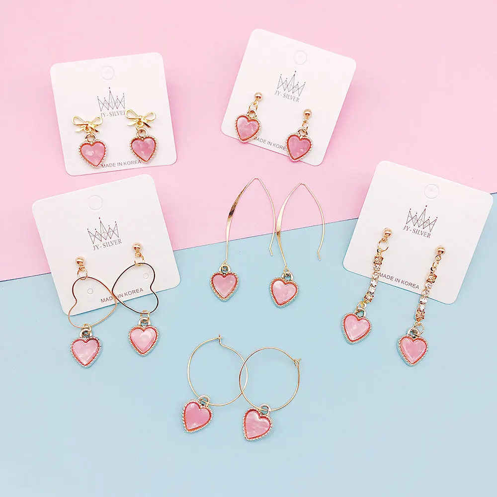 Korean simple pink heart acetic acid Cute earring acrylic plate circle long geometric rhinestone tassel earrings female
Korean simple pink heart acetic acid Cute earring acrylic plate circle long geometric rhinestone tassel earrings female