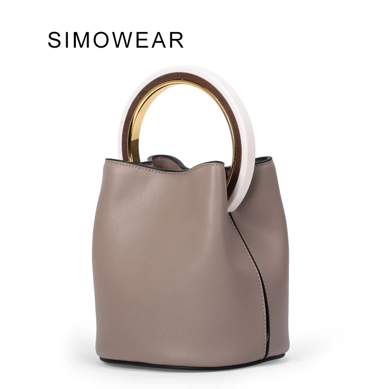 SIMOWEAR 2017 New Famous Brand Design It Bag Women Genuine Leather Handbag Real Cowskin Vintage Bucket Shoulder Bag With Handle
SIMOWEAR 2017 New Famous Brand Design It Bag Women Genuine Leather Handbag Real Cowskin Vintage Bucket Shoulder Bag With Handle