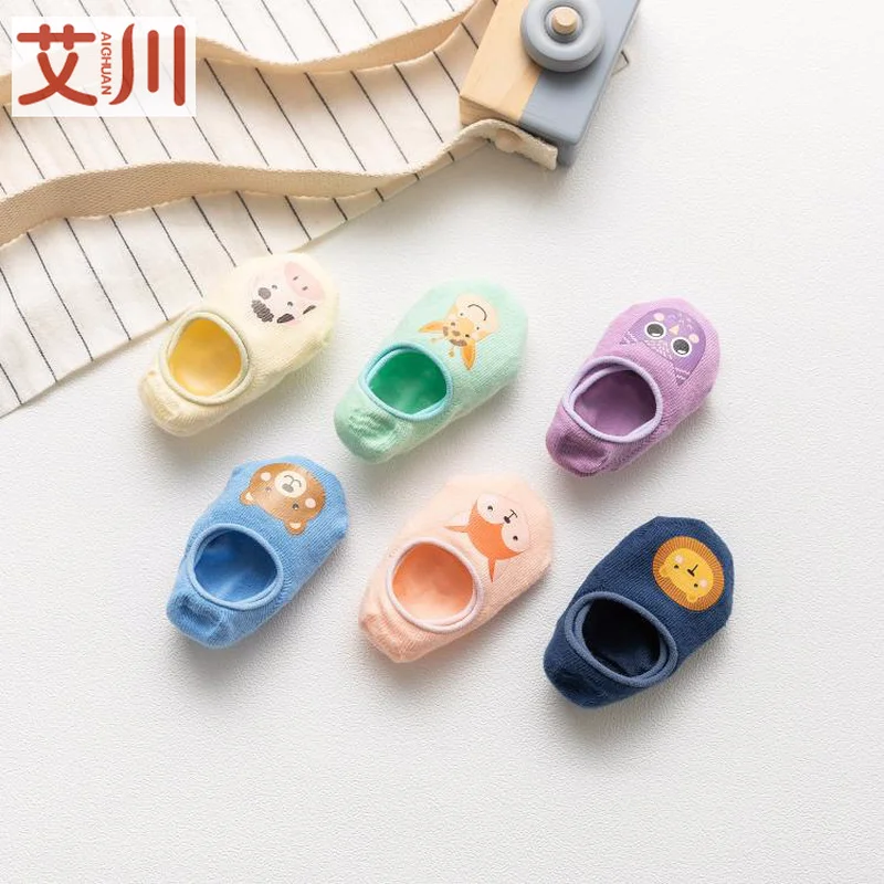 Cartoon animal cow print sock giraffe owl fox bear kid cotton breathable soft comfort Invisible non slip baby socks calcetines
Cartoon animal cow print sock giraffe owl fox bear kid cotton breathable soft comfort Invisible non slip baby socks calcetines