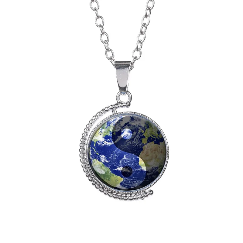 

Fashion Earth World Map Necklace Collar Double Side Rotating Glass Art Yin Yang jewelry Vintage Globe Necklace Planet Necklace