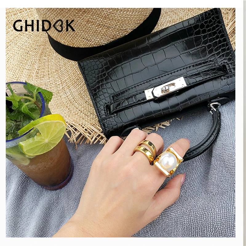 GHIDBK Large Baroque White Simulated Pearl Rings Korea Chunky Statement Ring Elegant Unique Design Rings Personalized Jewelry
GHIDBK Large Baroque White Simulated Pearl Rings Korea Chunky Statement Ring Elegant Unique Design Rings Personalized Jewelry