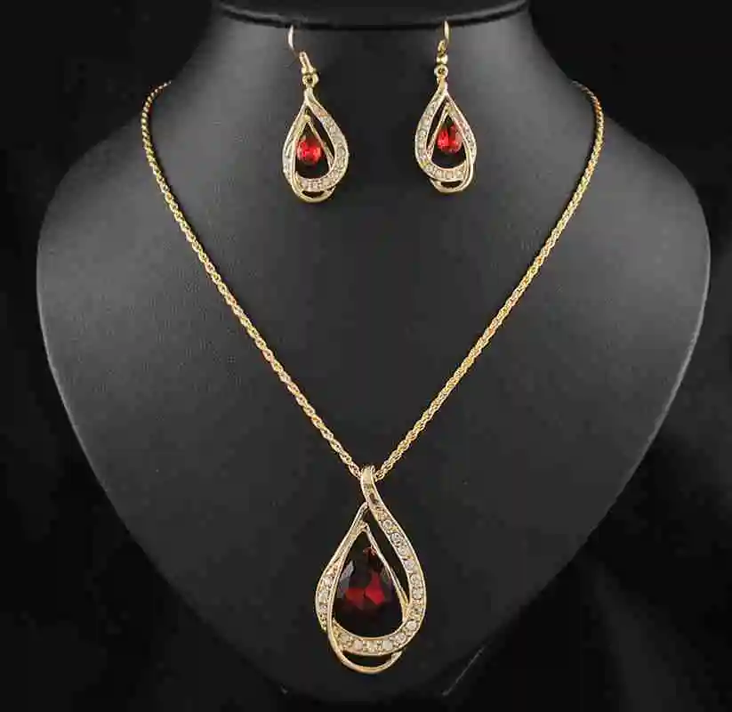 KUNIU 2019 NEW STYLE Drop Water RED Gold Filled Austrian Crystal Chain Jewelry Set Necklace Earrings Wedding Set Gift
KUNIU 2019 NEW STYLE Drop Water RED Gold Filled Austrian Crystal Chain Jewelry Set Necklace Earrings Wedding Set Gift
