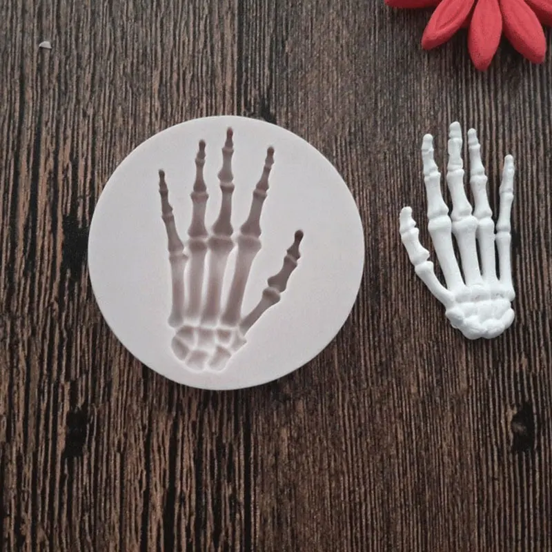 Newest SKELETON HAND Fondant Cake Decorating Silicone Mould Fimo DIY Mold Tools MF167
Newest SKELETON HAND Fondant Cake Decorating Silicone Mould Fimo DIY Mold Tools MF167