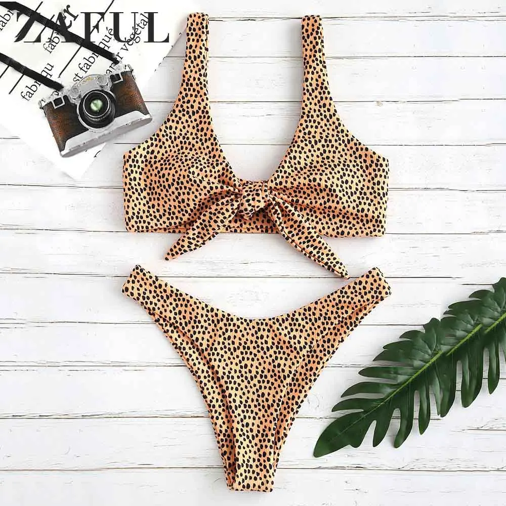 ZAFUL Tie Front Leopard Padded Convertible Bikini Set Wire Free Elastic Low Waist Tie Swim Suit Pullover Beach Sexy Swimwear
ZAFUL Tie Front Leopard Padded Convertible Bikini Set Wire Free Elastic Low Waist Tie Swim Suit Pullover Beach Sexy Swimwear
