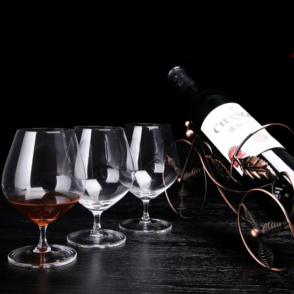 European Elegant Fashion Artificial Blowing Wine Cup Lead-free Crystal Wine Glass 200ml Wide Belly Brandy Cup 4pcs/set
European Elegant Fashion Artificial Blowing Wine Cup Lead-free Crystal Wine Glass 200ml Wide Belly Brandy Cup 4pcs/set