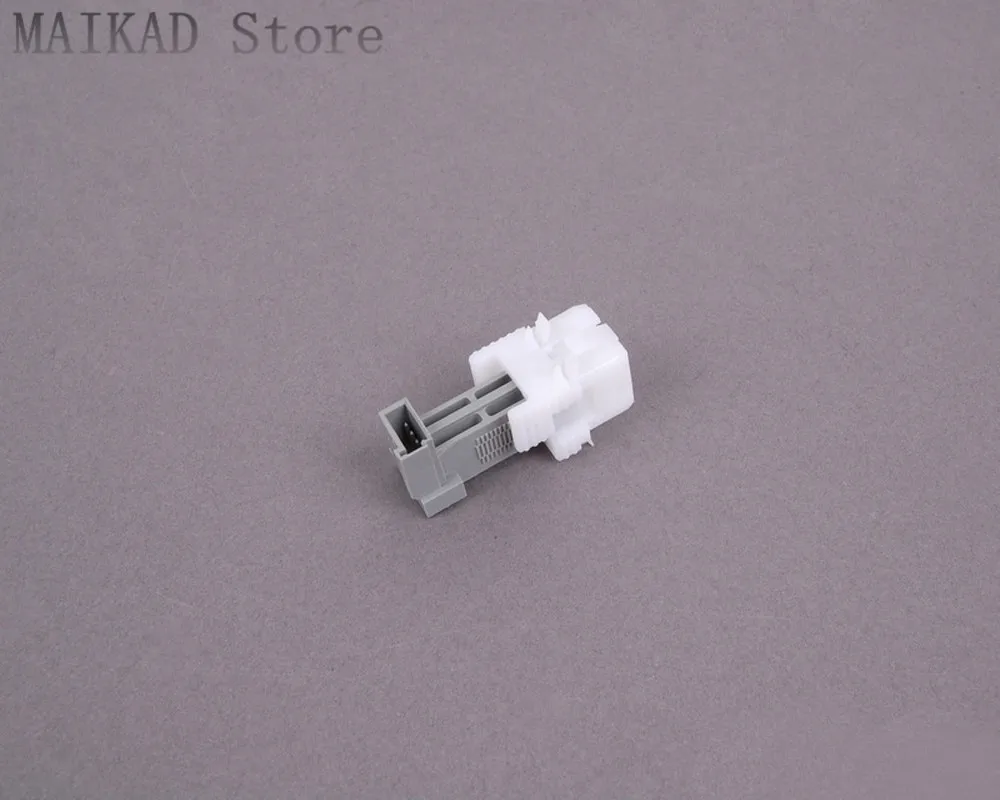 Stop Lamp Switch Brake Light Switch for Mercedes-Benz X164 GL320 GL350 GL420 GL450 GL500 GL550 A0015456309
Stop Lamp Switch Brake Light Switch for Mercedes-Benz X164 GL320 GL350 GL420 GL450 GL500 GL550 A0015456309