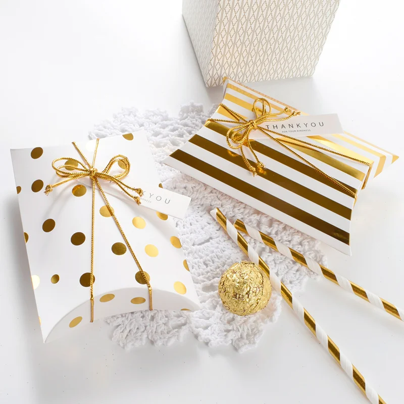 20pcs Large Paper Jewelry Pack pillow Box Gift packaging Box wedding Wedding Party Candy pillow Packaging Box
20pcs Large Paper Jewelry Pack pillow Box Gift packaging Box wedding Wedding Party Candy pillow Packaging Box
