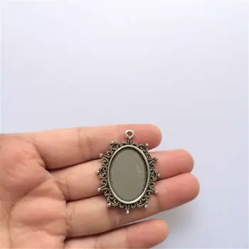 18x25mm Inter Size Flowers Style Cameo Cabochon Base Setting Bronze and Antique Silver Charms Pendant Trays 10pcs T619
18x25mm Inter Size Flowers Style Cameo Cabochon Base Setting Bronze and Antique Silver Charms Pendant Trays 10pcs T619