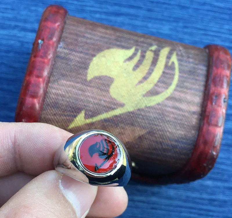 FAIRY TAIL ring in wooden gift Box Cosplay Collection Otaku Gifts custume accessories ring size 8#
FAIRY TAIL ring in wooden gift Box Cosplay Collection Otaku Gifts custume accessories ring size 8#