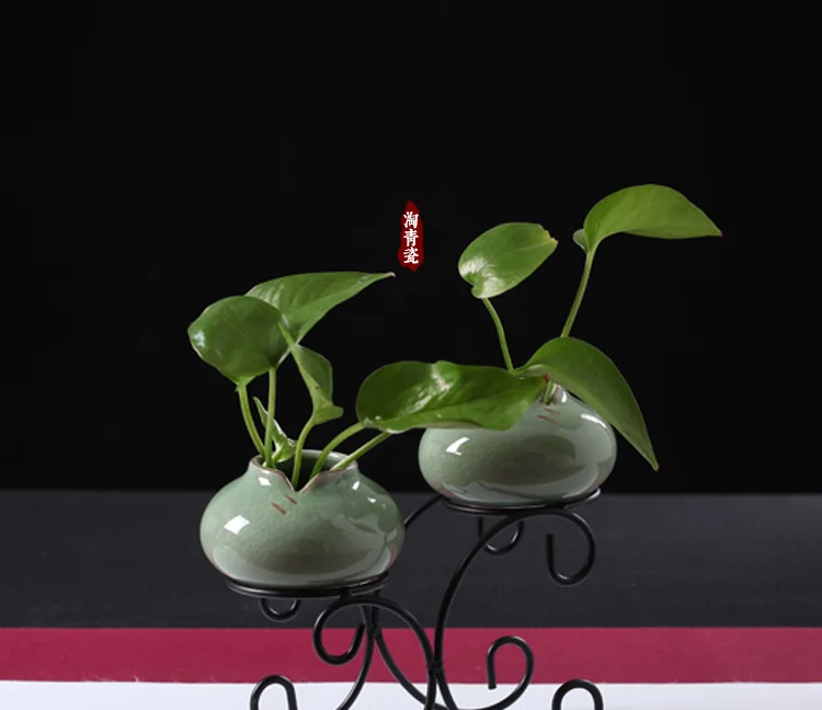 3 (9)