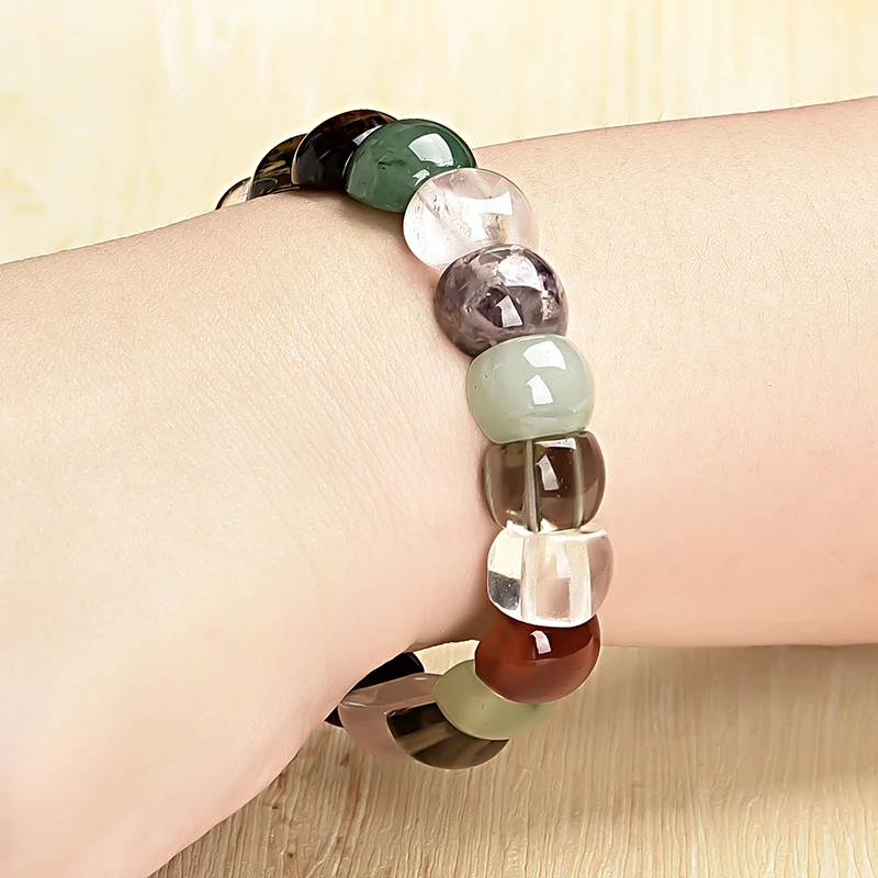 The colorful round candy series add Beads with thickness Seven-co lo u r stone bracelet, may give the family friend
The colorful round candy series add Beads with thickness Seven-co lo u r stone bracelet, may give the family friend