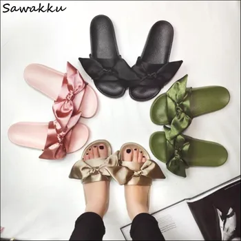 Fashion Rihanna Silk Slippers Cute Bowknot Women Outdoor Slides Flats Beach Sandals Fabric Bohemia Flip Flops Shoes Woman
Fashion Rihanna Silk Slippers Cute Bowknot Women Outdoor Slides Flats Beach Sandals Fabric Bohemia Flip Flops Shoes Woman