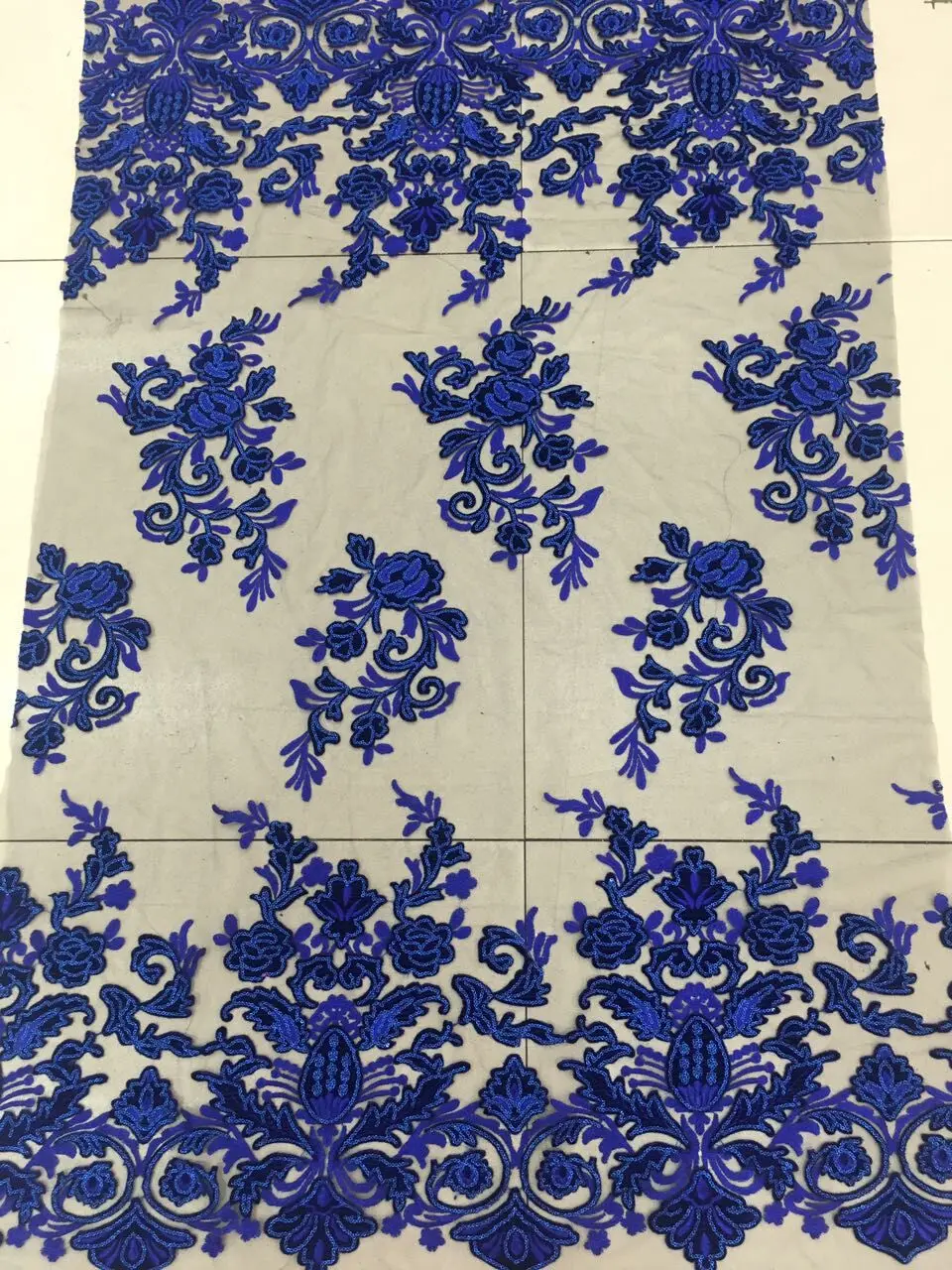 2017 Velvet Lace wholesale swiss velvet lace, high quality african velvet lace fabric for nigerian wedding dress
2017 Velvet Lace wholesale swiss velvet lace, high quality african velvet lace fabric for nigerian wedding dress