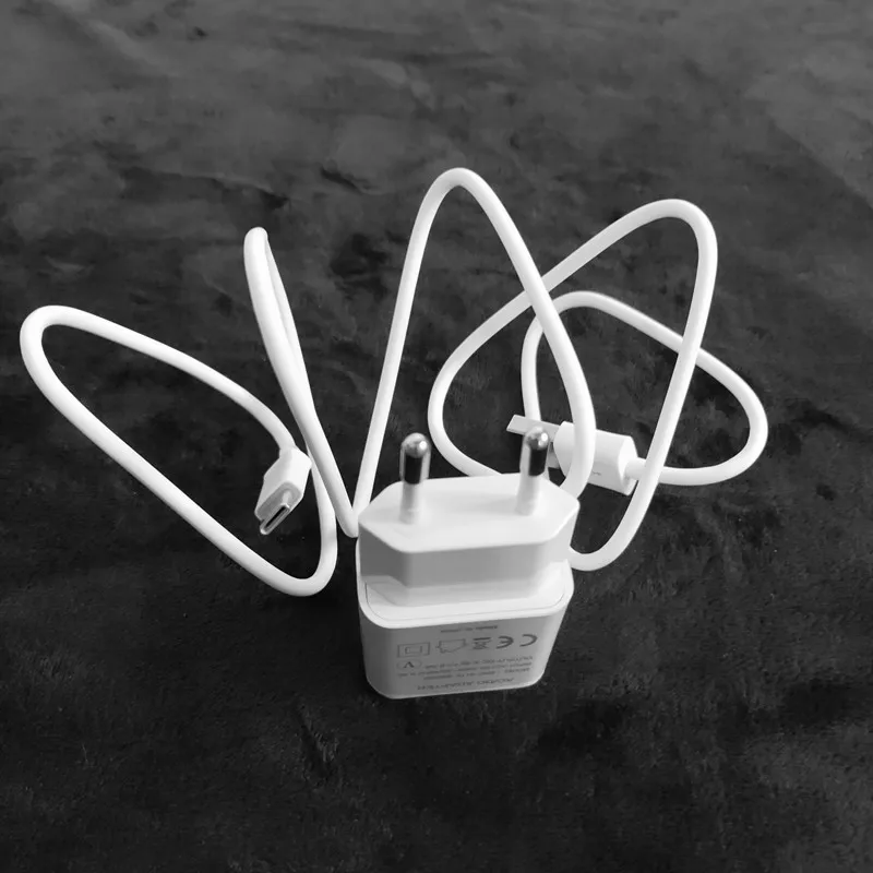 5V 2A Traver Charger Adapter For Samsung Galaxy A70 A50 A30 M30 M20 A7 A6 A8 J4 J6 J8 Plus 2018 J3 J5 J7 A3 A5 A7 2017 USB Cable
5V 2A Traver Charger Adapter For Samsung Galaxy A70 A50 A30 M30 M20 A7 A6 A8 J4 J6 J8 Plus 2018 J3 J5 J7 A3 A5 A7 2017 USB Cable