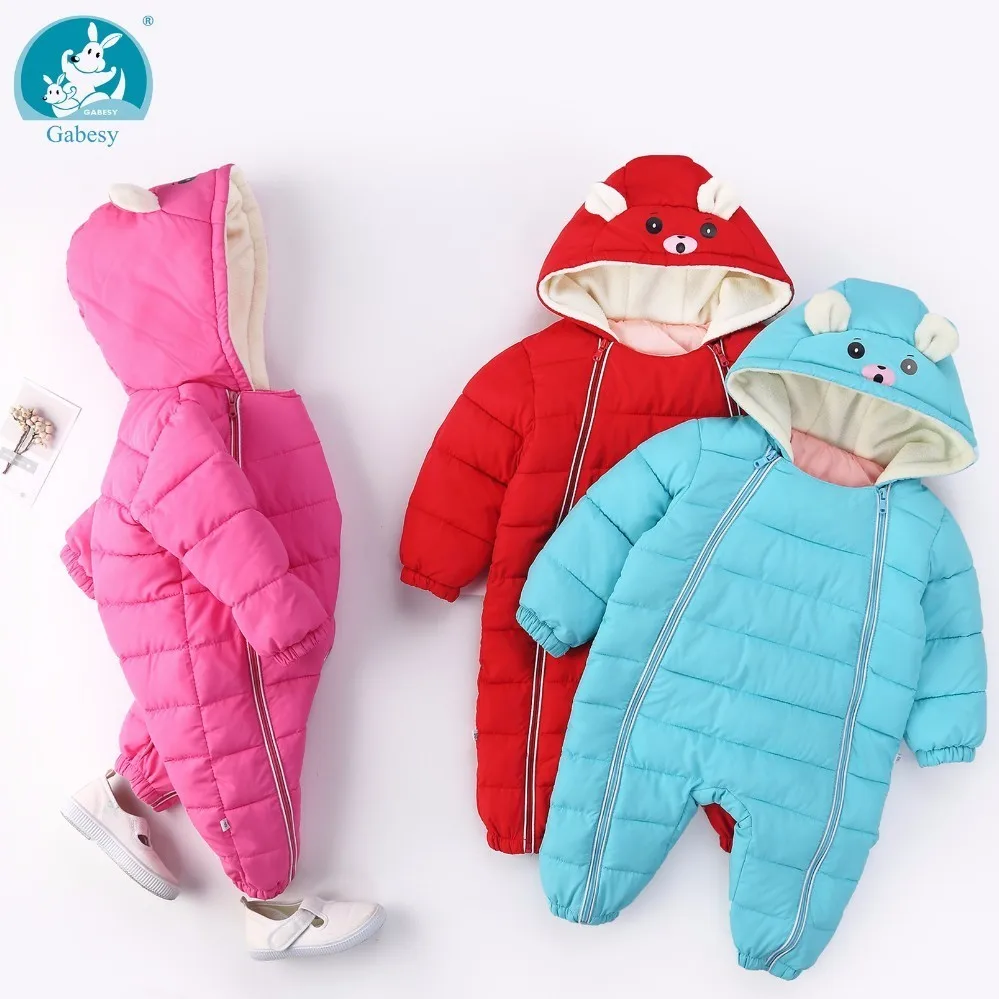 Russian new born baby boy clothes jumpsuit solid warm boys snowsuit for children hooded winter overalls for girls unisex romper
Russian new born baby boy clothes jumpsuit solid warm boys snowsuit for children hooded winter overalls for girls unisex romper