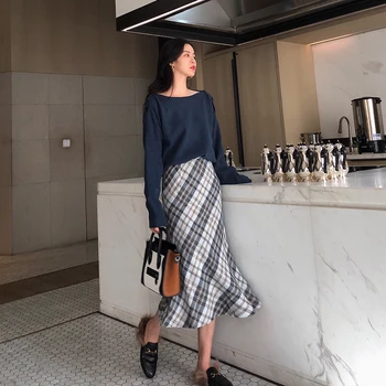 Autumn Winter Korean version lady female Mid-Calf Trumpet/Mermaid skirt woman Plaid stripe Wool skirt temperament fashion skirt
Autumn Winter Korean version lady female Mid-Calf Trumpet/Mermaid skirt woman Plaid stripe Wool skirt temperament fashion skirt