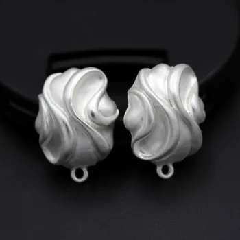 Matte Gold Color Women Earrings Connector Linker Metal Base for Big Geometric Statement Earrings Hanging Dangle Earrings Making 
Matte Gold Color Women Earrings Connector Linker Metal Base for Big Geometric Statement Earrings Hanging Dangle Earrings Making