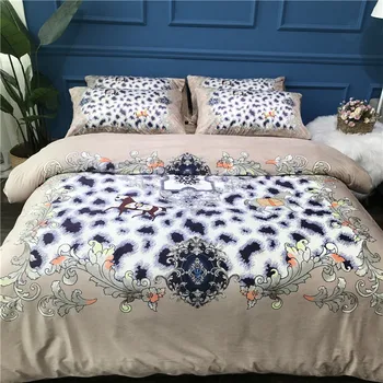 Luxury European horse Leopard Print Digital printing Flannel Bedding set Fleece Fabric Duvet cover Bed Sheet/Linen Pillowcases
Luxury European horse Leopard Print Digital printing Flannel Bedding set Fleece Fabric Duvet cover Bed Sheet/Linen Pillowcases