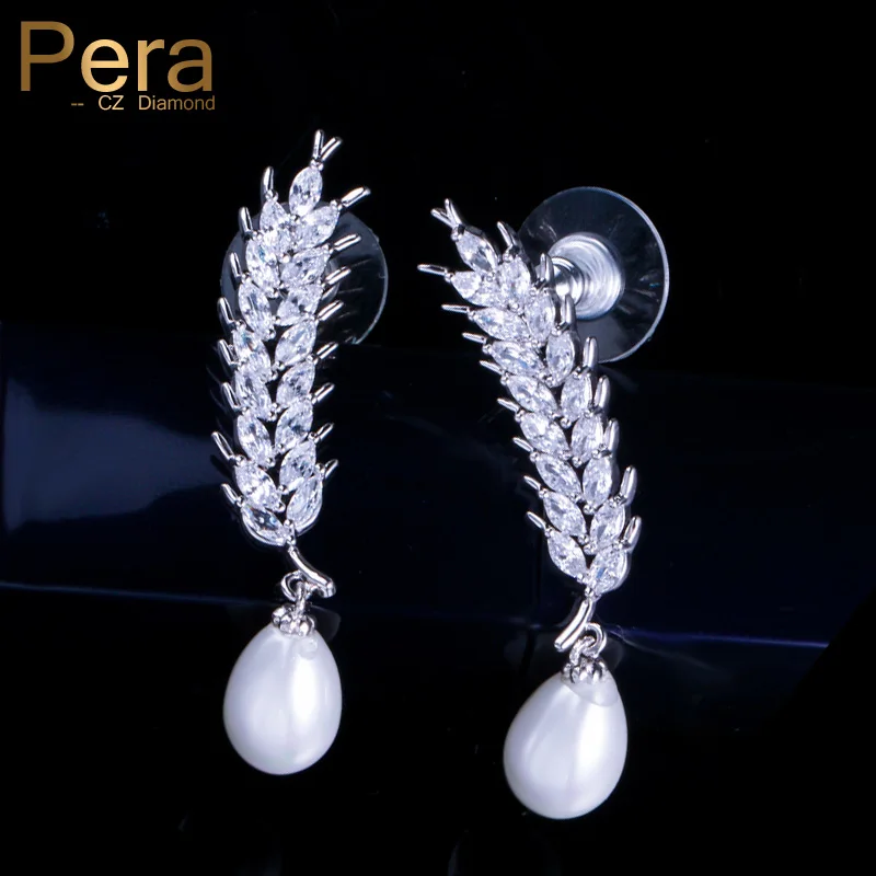 Pera Elegant Women Water Drop Simulated Pearl Sterling Silver 925 Long Dangling Cubic Zirconia Earrings For Daily Party E350
Pera Elegant Women Water Drop Simulated Pearl Sterling Silver 925 Long Dangling Cubic Zirconia Earrings For Daily Party E350