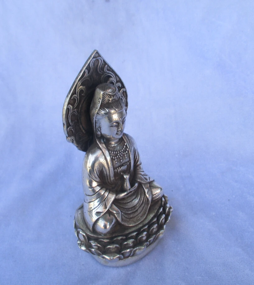 christmas decorations for home+ Collectible Tibetan silver Buddha sitting on a lotus statue/Guan yin Sculpture
christmas decorations for home+ Collectible Tibetan silver Buddha sitting on a lotus statue/Guan yin Sculpture