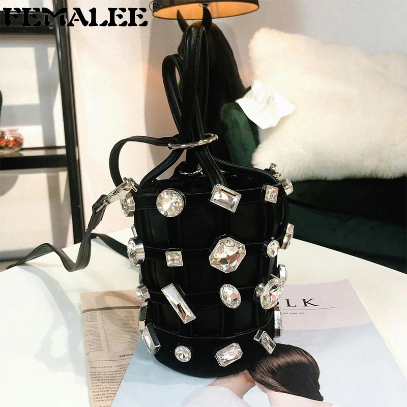 Black Sheepskin Diamonds Bags Women Crystal Bucket bag Totes Top Handle Bag Purses Wristlets Handbags Evening Party Clutches
Black Sheepskin Diamonds Bags Women Crystal Bucket bag Totes Top Handle Bag Purses Wristlets Handbags Evening Party Clutches