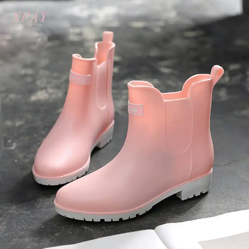 non slip gumboots