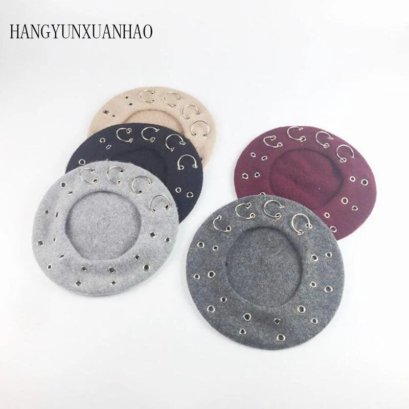 2019 Winter Hats New Harajuku Berets Darkness Gilr Punk Rock Style Iron Rings Beret Cap 17th-century Black Woolen Painter Cap
2019 Winter Hats New Harajuku Berets Darkness Gilr Punk Rock Style Iron Rings Beret Cap 17th-century Black Woolen Painter Cap