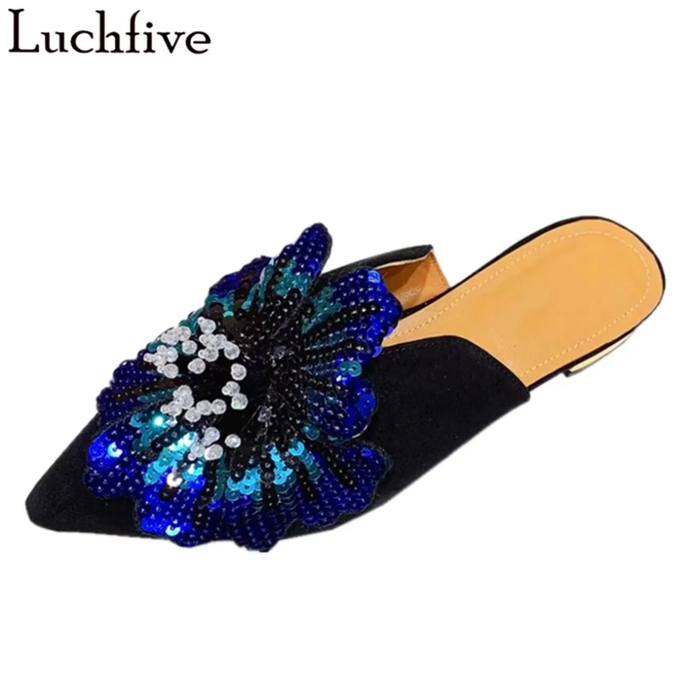 Luchfive String Beads Bling Flowers Suede Slippers Pointed Toe New Design U-Mouth Spring Summer Flat Slippers Woman Black Pink
Luchfive String Beads Bling Flowers Suede Slippers Pointed Toe New Design U-Mouth Spring Summer Flat Slippers Woman Black Pink