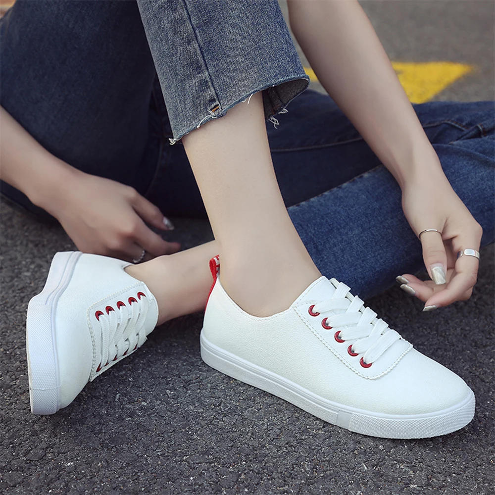Женская обувь на шнуровке однотонные белые женские кроссовки из