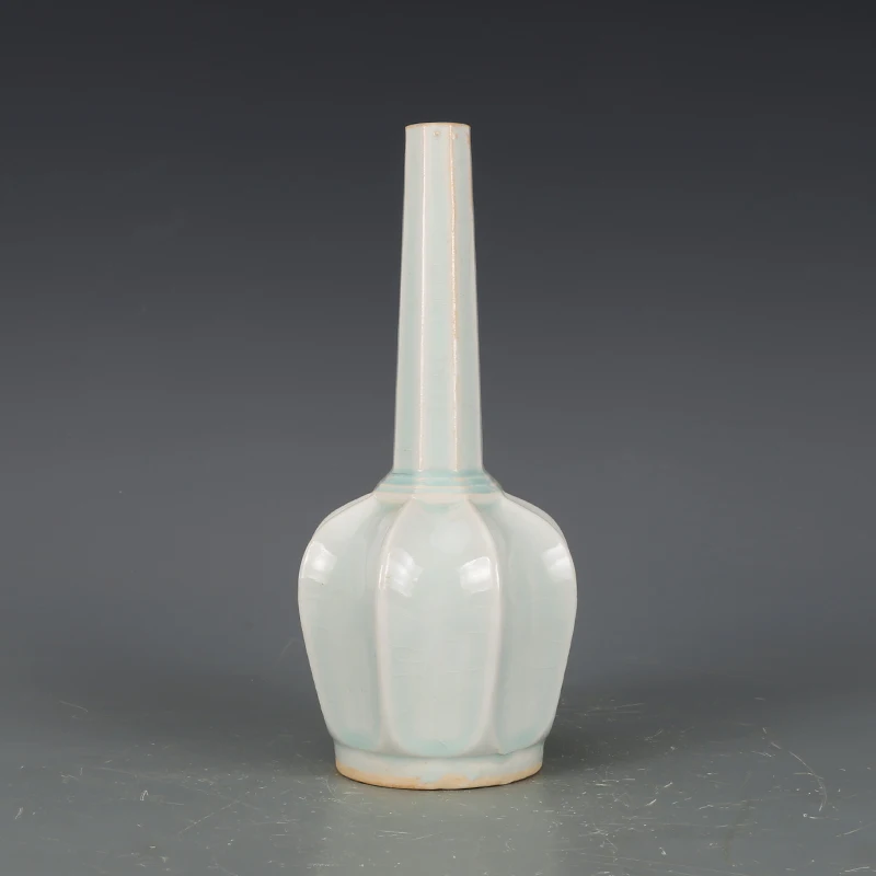 antique SongDynasty porcelain vase,shadow green glaze octagonal bottle,Hand crafts,Decoration,collection & adornment
antique SongDynasty porcelain vase,shadow green glaze octagonal bottle,Hand crafts,Decoration,collection & adornment