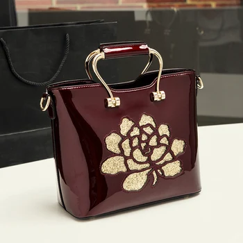 2019 Luxury Sequin Embroidery Women Bag Patent Leather Handbag Shoulder Ladies Messenger Bags Famous Brand Designer Bolso Mujer 
2019 Luxury Sequin Embroidery Women Bag Patent Leather Handbag Shoulder Ladies Messenger Bags Famous Brand Designer Bolso Mujer