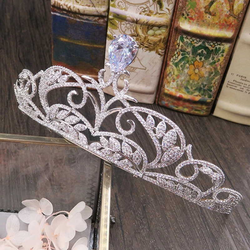 Ballerina Girls Ballet Tiara Crown Silver Nutcracker Ballet Headpiece Head Wear Rhinestones Ballet Performance Head Dress HS011
Ballerina Girls Ballet Tiara Crown Silver Nutcracker Ballet Headpiece Head Wear Rhinestones Ballet Performance Head Dress HS011