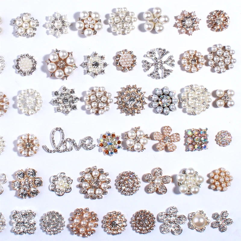 120PCS Bling Fashion Metal Alloy Rhinestone Buttons For Flower Centers Silver Gold Crystal Rhinestone Button For Wedding Invite
120PCS Bling Fashion Metal Alloy Rhinestone Buttons For Flower Centers Silver Gold Crystal Rhinestone Button For Wedding Invite