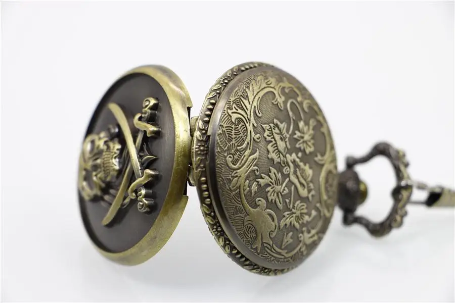 New-Arrival-Vintage-One-Piece-watch-Quartz-Pocket-Watch-With-Chain-DIY-Pendant-Necklace-gift-TD2092