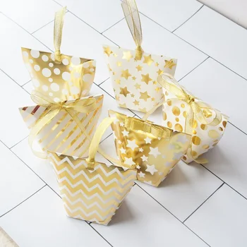6*6m 12pcs gold star dot Striped Paper Box with ribbon candy Storage Boxes chocolate gift Packaging Wedding Christmas Use
6*6m 12pcs gold star dot Striped Paper Box with ribbon candy Storage Boxes chocolate gift Packaging Wedding Christmas Use